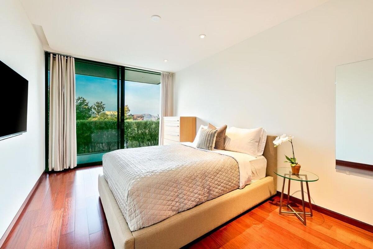 Modern With Unmatched Skyline Views Hébergement de vacances *