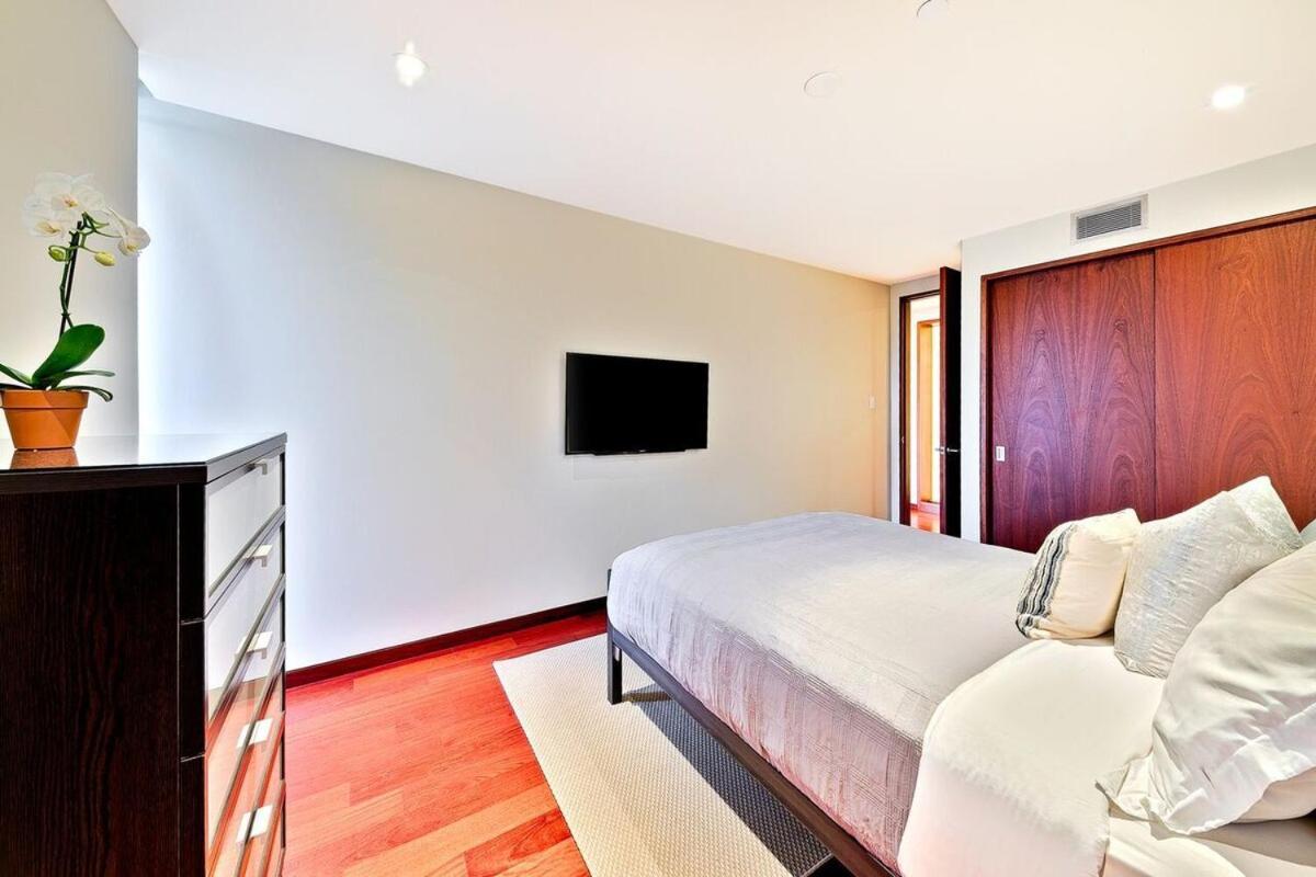 Hébergement de vacances Modern With Unmatched Skyline Views *