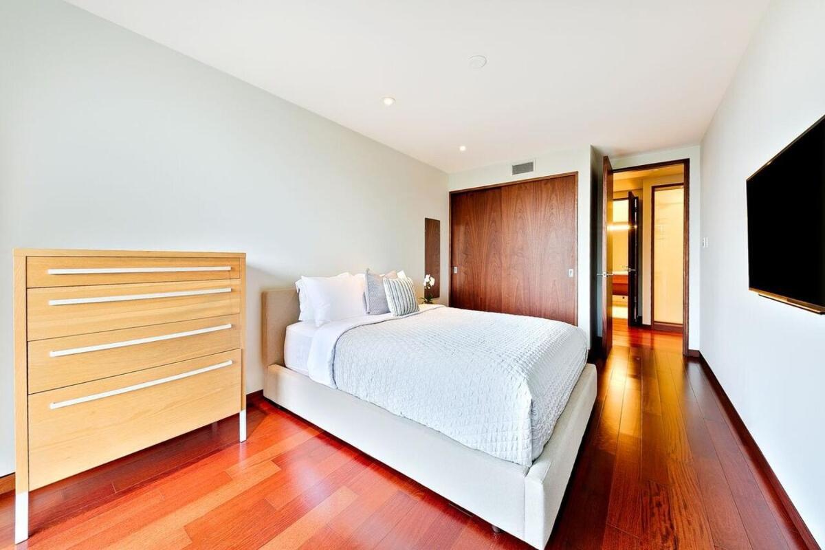 Hébergement de vacances Modern With Unmatched Skyline Views *