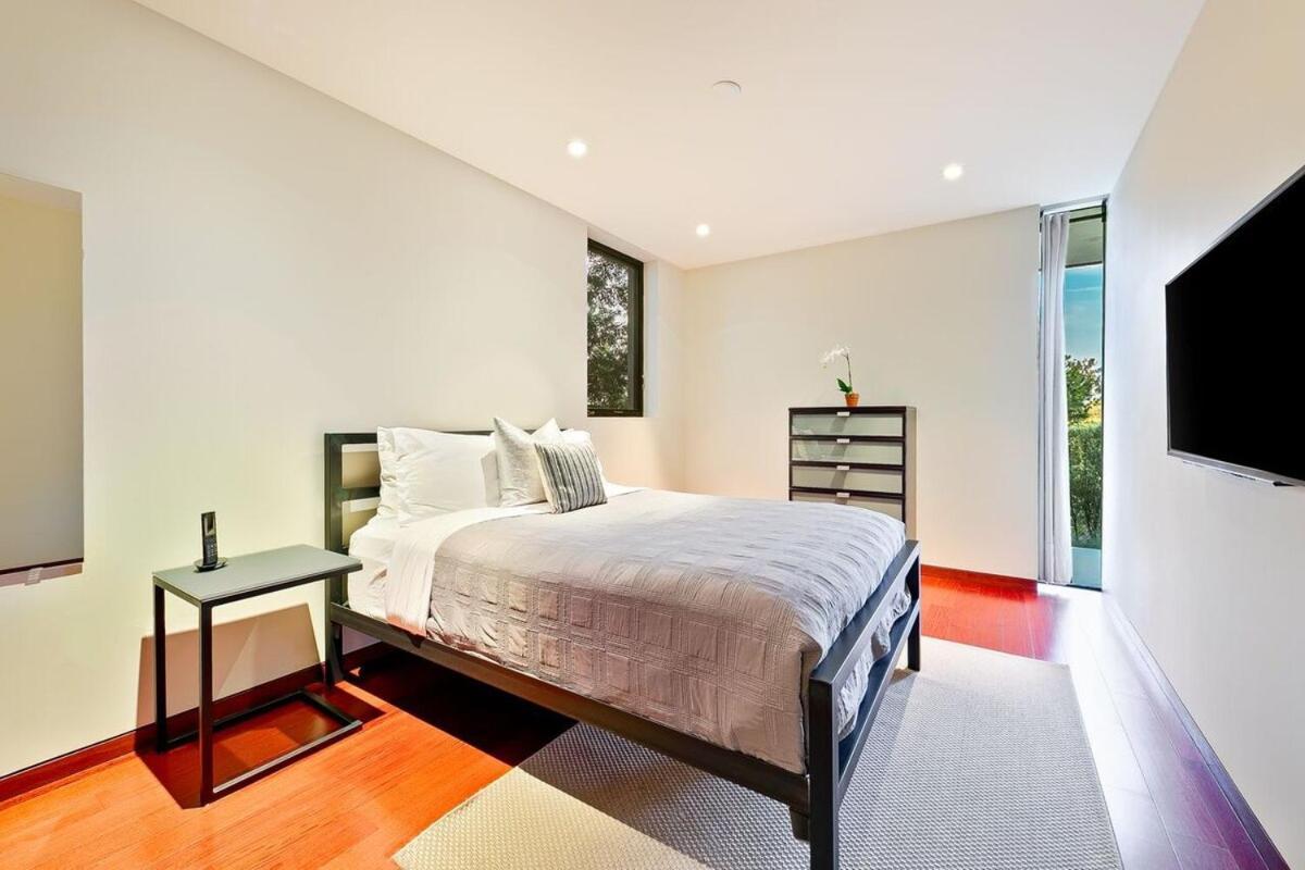 Modern With Unmatched Skyline Views Hébergement de vacances Los Angeles