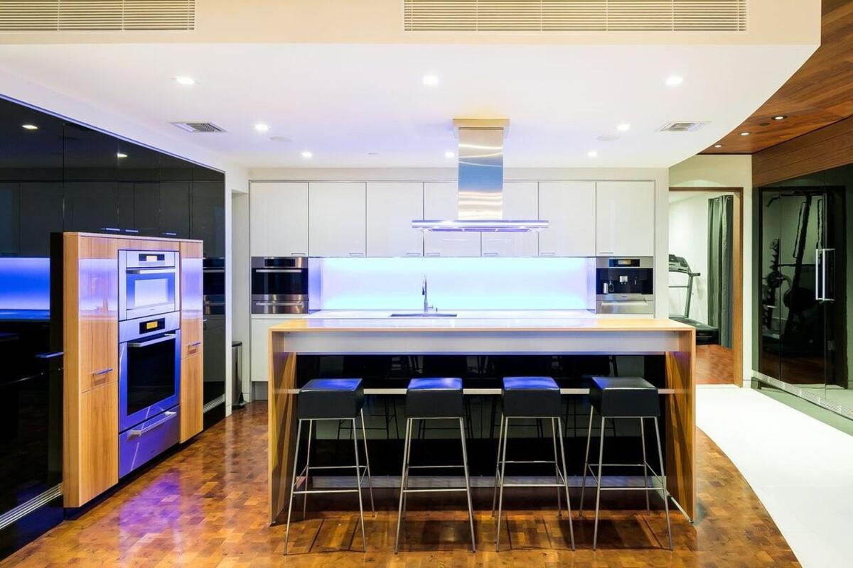Hébergement de vacances Modern With Unmatched Skyline Views